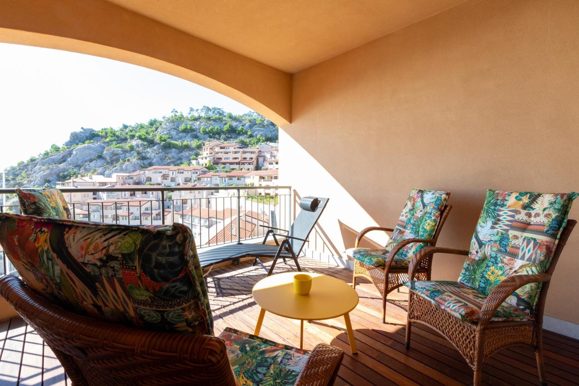 Portopiccolo Avolare Apartments In Borgo - Beach Included Систияна Екстериор снимка