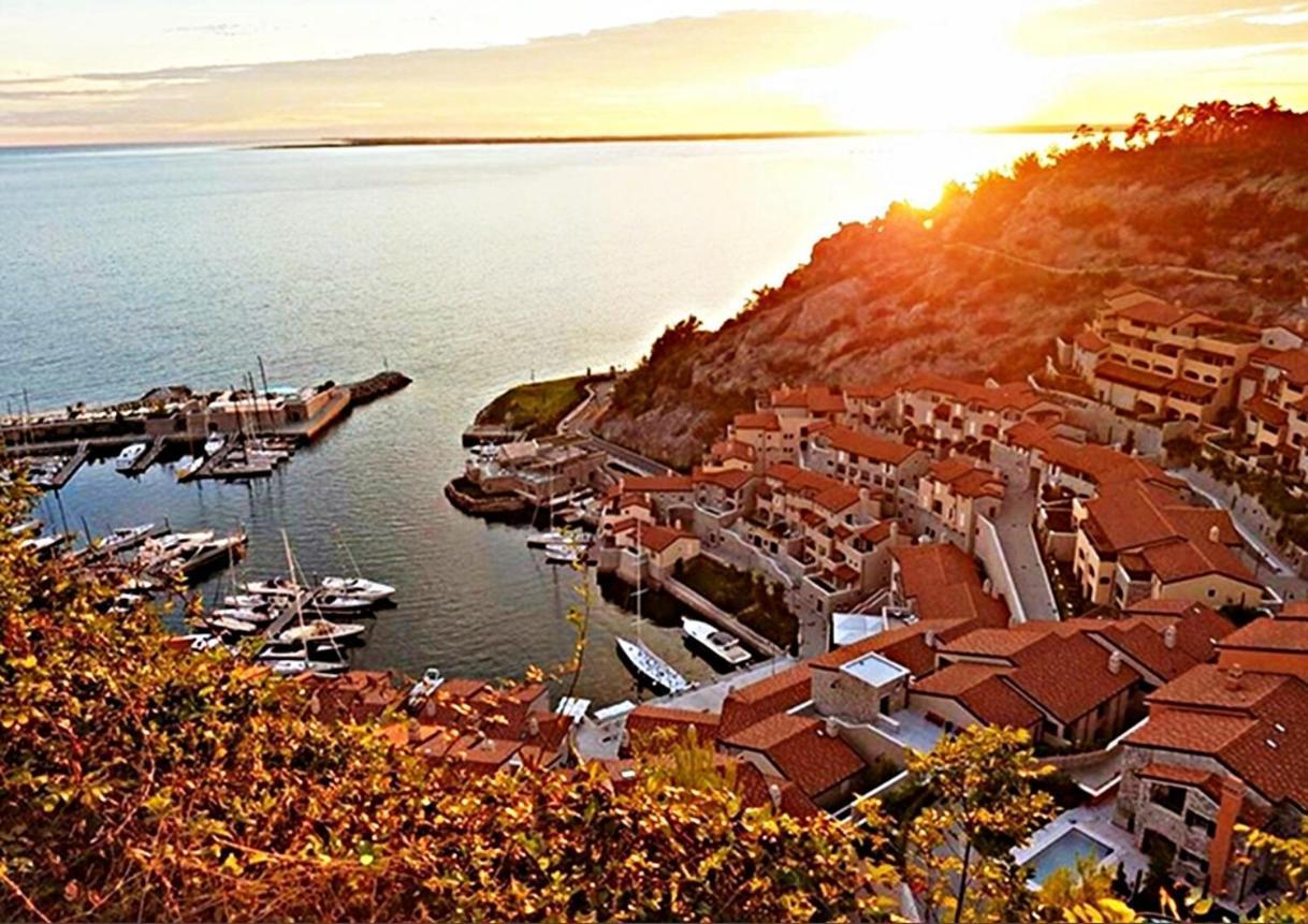 Portopiccolo Avolare Apartments In Borgo - Beach Included Систияна Екстериор снимка